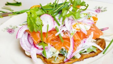 Schmuckelement: Lachsbrötchen